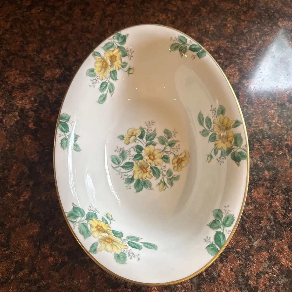 Noritake M Covered Round Vegetable Bowl w/ Lid Fine China Serving Dish Vintage
